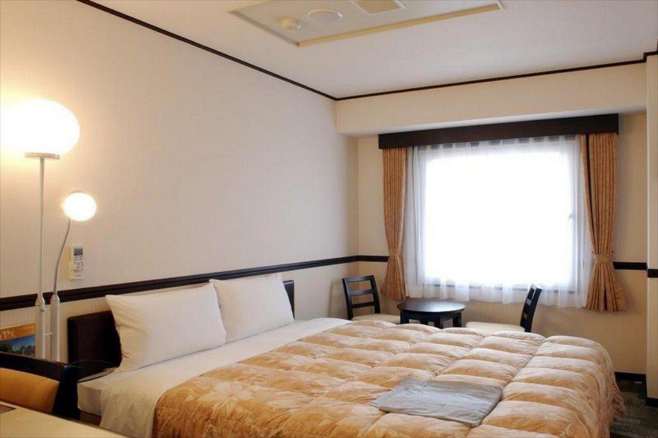 Toyoko Inn Okayama Eki Nishi Guchi Migi Kültér fotó