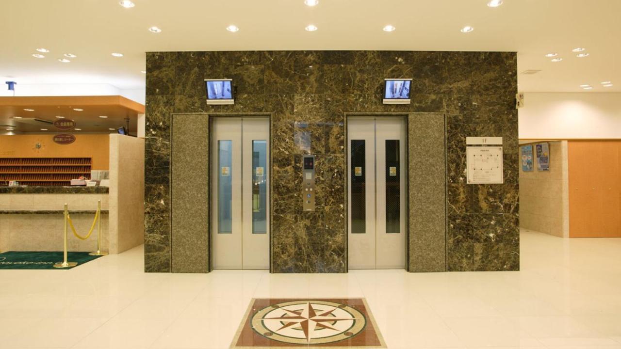 Toyoko Inn Okayama Eki Nishi Guchi Migi Kültér fotó