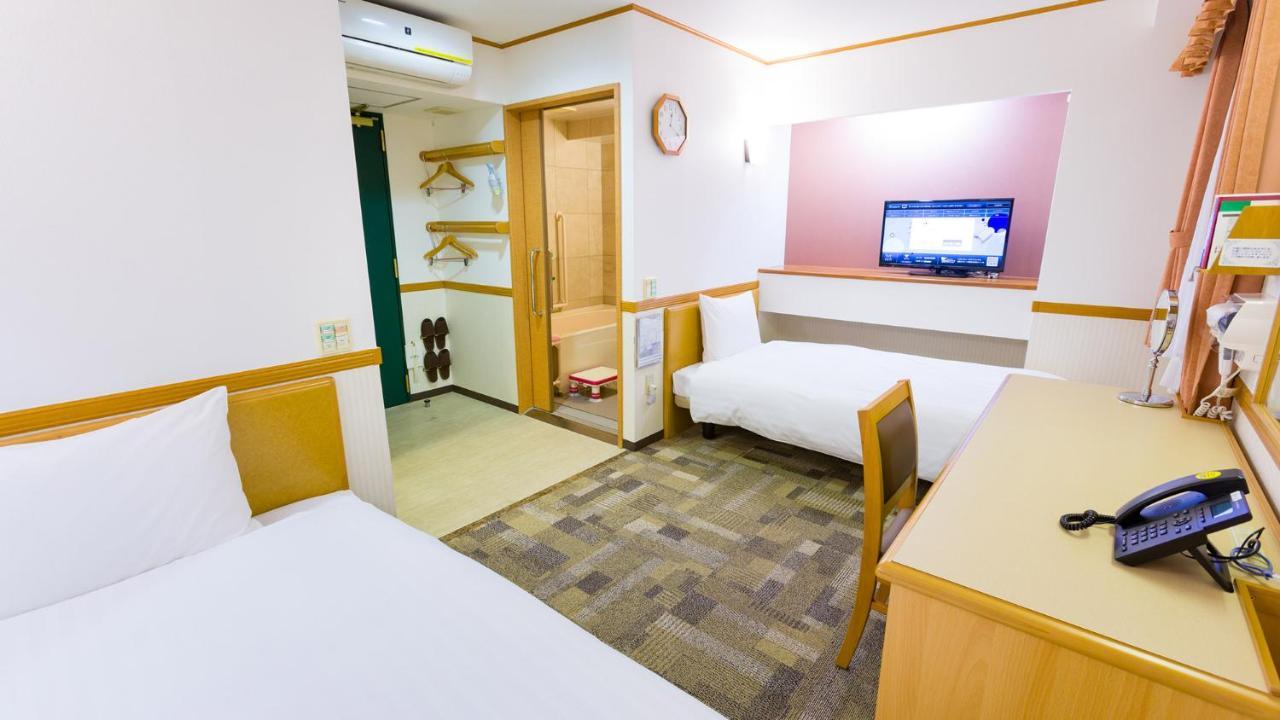 Toyoko Inn Okayama Eki Nishi Guchi Migi Kültér fotó