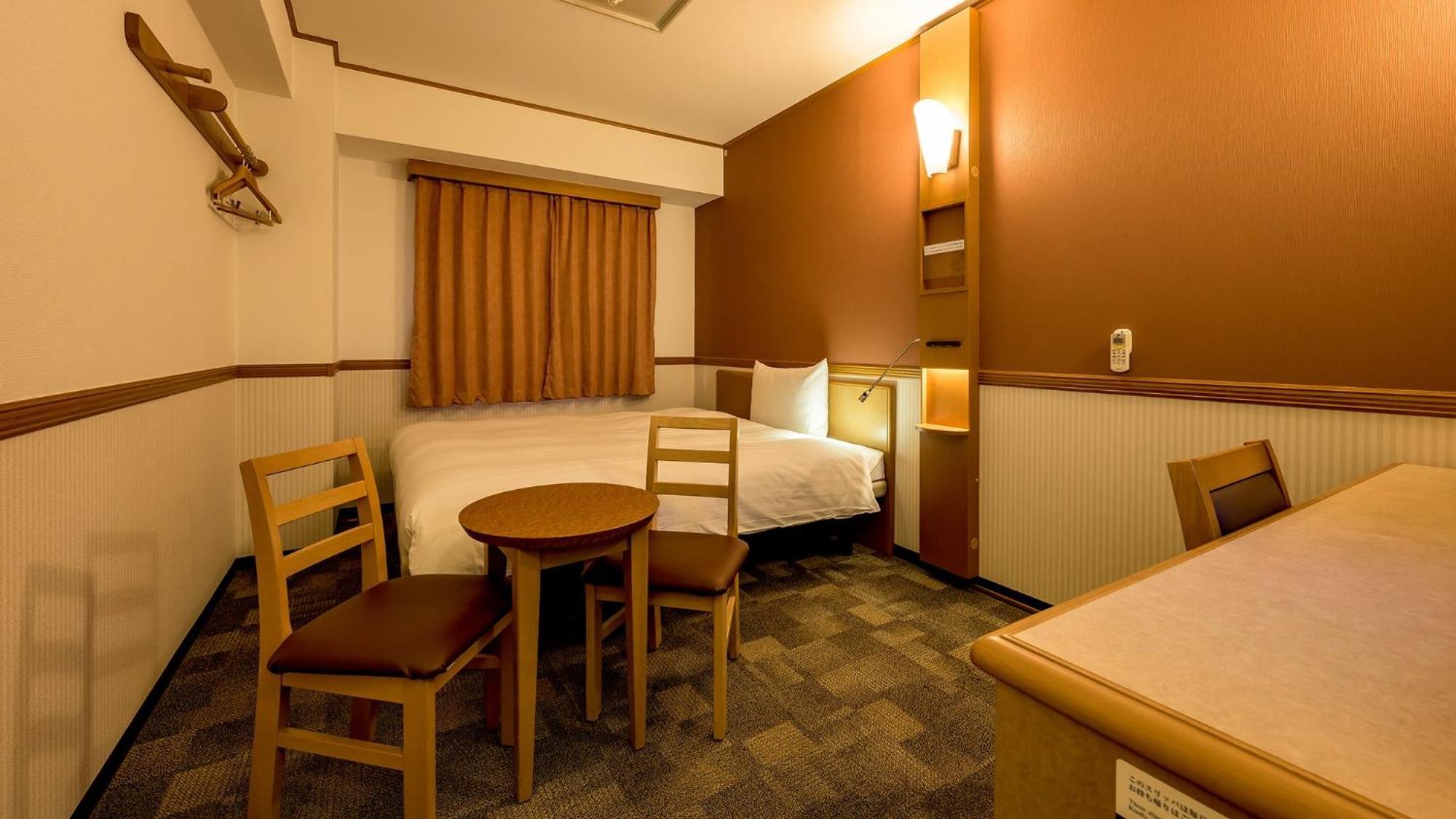 Toyoko Inn Okayama Eki Nishi Guchi Migi Szoba fotó